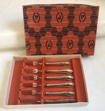 VINTAGE Chippendale Set of 6