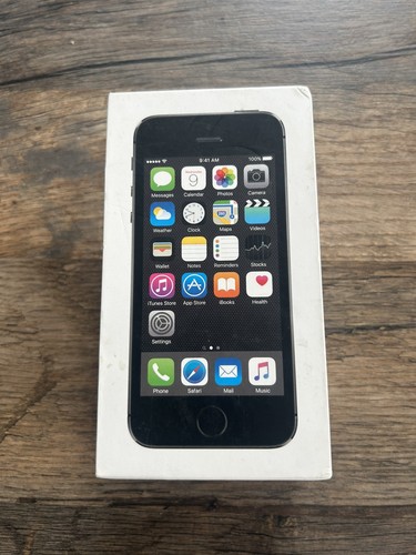 Apple iphone 16gb empty - iphone,
