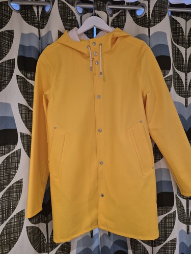 Stutterheim raincoat yellow - stutterheim,