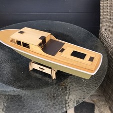 Billings Kedet R.C Boat