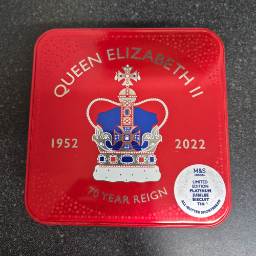 Queen elizabeth ii - m&s,