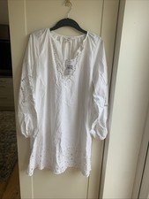 Next 2025 White Broderie Beach