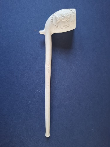 Antique clay pipe - clay, pipe.