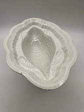 Shelley Vintage Armadillo