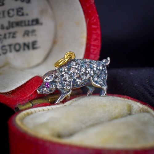 Rose cut diamond and ruby - diamond,