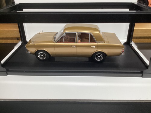 Cult ford cortina - cult,