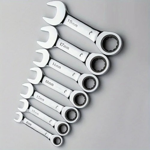 Stubby ratchet wrench - ratchet,