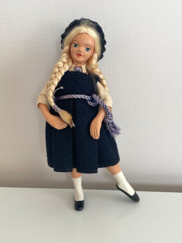 Peggy nisbet happy doll wendy - peggy,