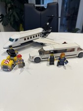 Lego City Airport VIP Service Set 60102 