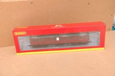 Hornby 00 gauge BR Gresley Suburban Composite coach