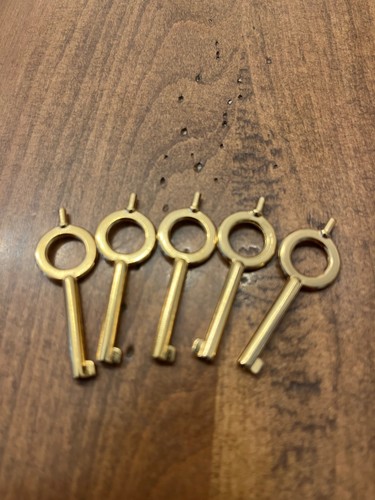 Smith and wesson handcuff key - smith,