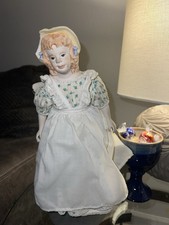 Victorian style porcelain