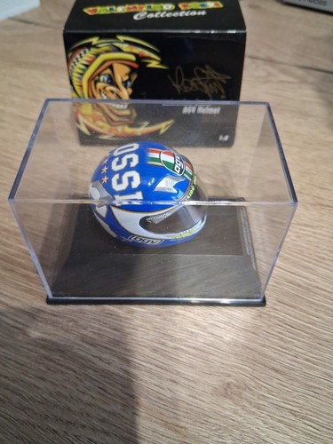 Valentino rossi agv helmet 8 - valentino,