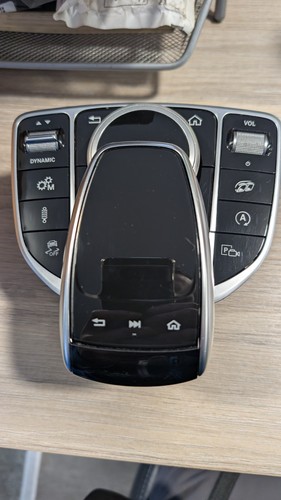 Mercedes amg comand - mercedes,