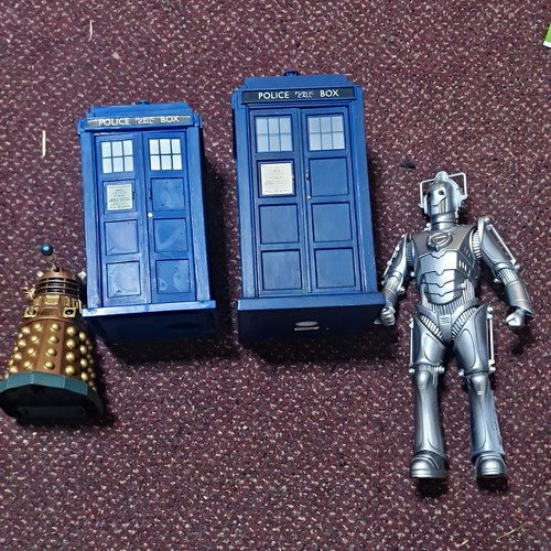 Doctor who tardis police - who,