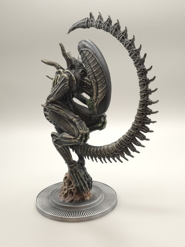 Alien xenomorph figure 23cm - figure,