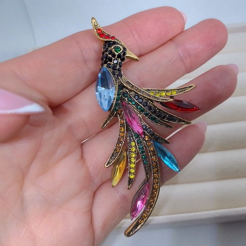 Vintage crystal bird brooch - crystal,