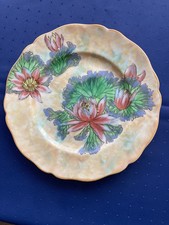 ROYAL DOULTON  Water Lily plate - D6343 - diameter 10.5" 