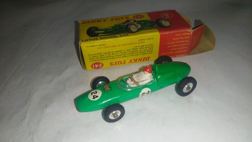 Dinky toys lotus - toys, racing