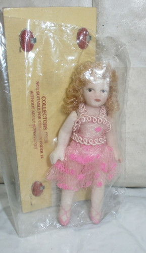 Dolls house furniture dijon - dolls,