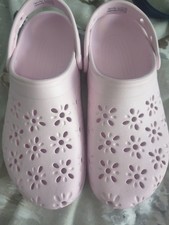 Crocs Floral Cut Out Pink Milk