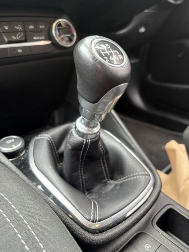 Ford fiesta mk8 titanium - ford,