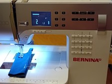 Bernina B330 Sewing Machine with Carry Bag & Accessories - Excellent Condition