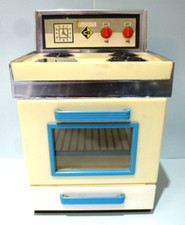 Casdon Toy.Cooker. Drawer.Oven Shelf. Poss.1960s.Vintage.. 10" x 6". Sindy Size.