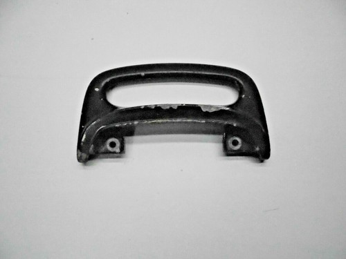Rear handle - rear,