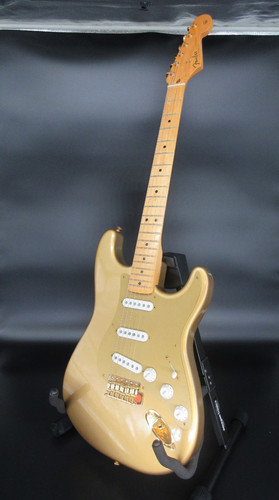 Fender hle gold stratocaster - fender,