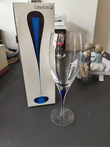 Orrefors intermezzo blue wine - intermezzo,