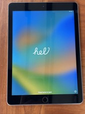 Apple iPad 5th Generation 9.7"
