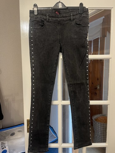 Ladies size w30 l31 - size, l31”