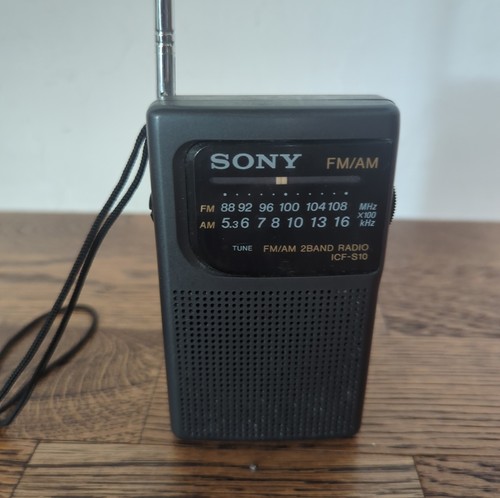 Vintage sony icf - icf-s10, pocket