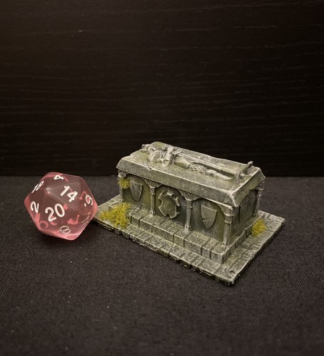 Large sarcophagus tomb - large,
