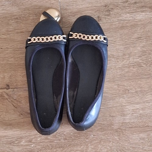Graceland flat shoes