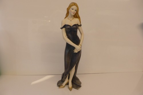 Regal bond street - regal, figurine-
