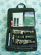 Yamaha 255 Clarinet in Case with Accessories Excellent