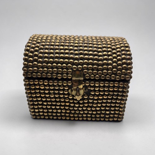 Brass hobnail wood - hobnail,