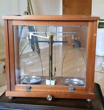 Vintage Phillip Harris Scientific Balance Scales in Glass Case