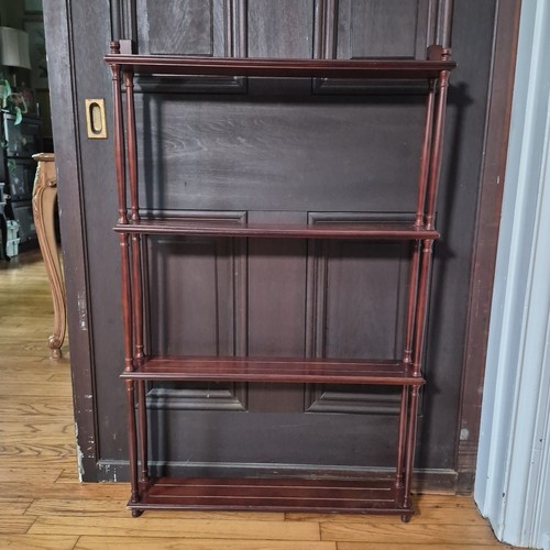 Bombay tier mahogany wall - bombay,