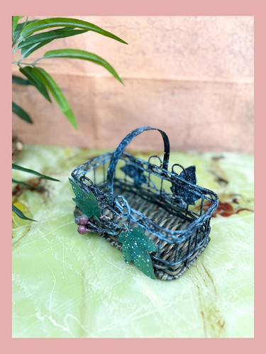 Small decorative wicker metal - decorative,