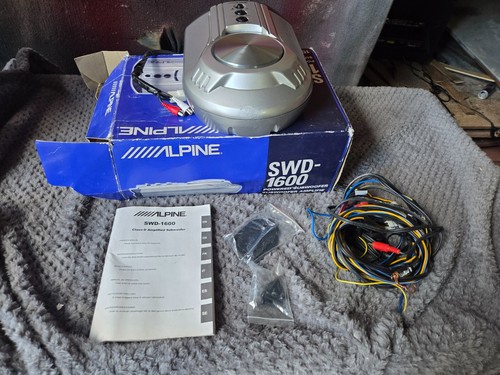 Alpine swd 1600 powered - alpine,