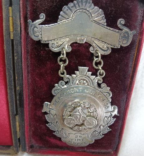 Beachmont bicycle medal - medal,