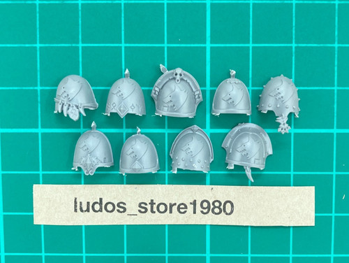 Space wolves shoulder pads - x, 9