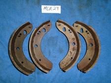 Bedford CF 250, 280, 350, Leyland Sherpa 1974-82 NOS Front Brake Shoes