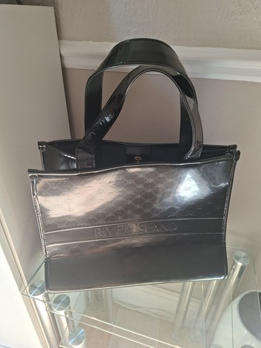 River island large - large, black