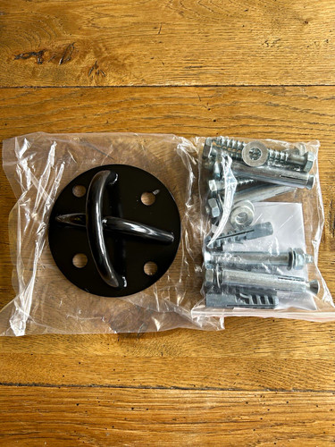 Trx mount with fixings - x,