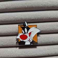 Sylvester the Cat Pin Badge