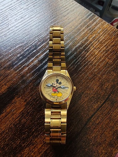 Vintage seiko mickey mouse - seiko,